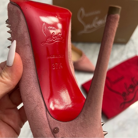 Beautiful Christian Louboutin Anjalina suede heels dusty pink - Picture 7 of 8